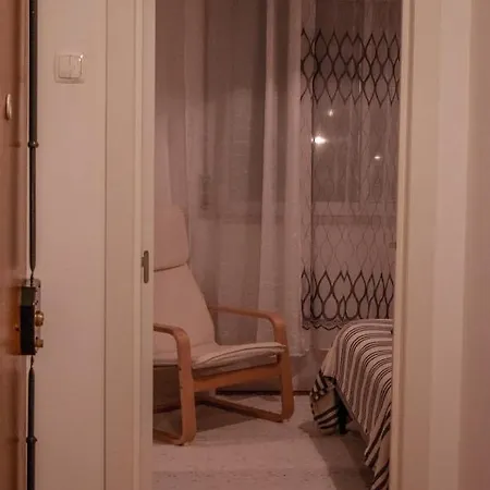 New Cacilhas Hostel *